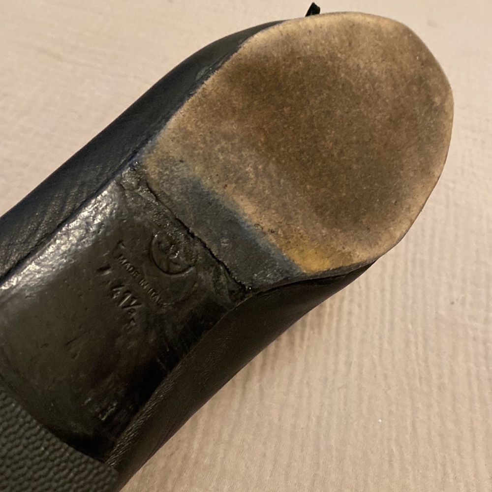 Chanel Black Leather Flats with Bow Detail. Size 41 1/2 - Picture 5 of 11